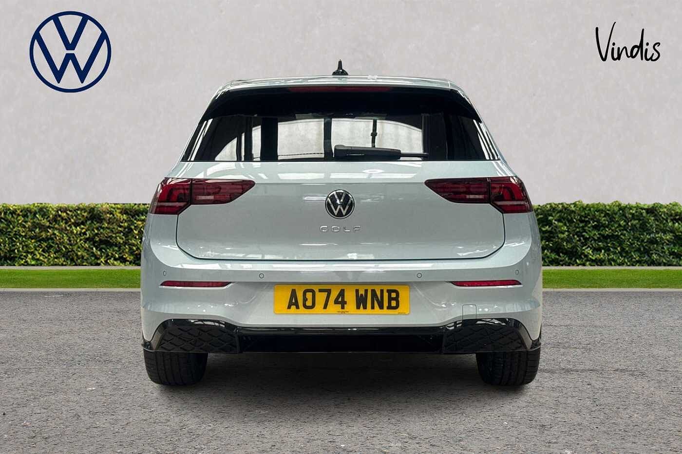 Volkswagen Golf Hatch R-Line 2.0 TDI 150ps 7-Speed DSG 5 Door