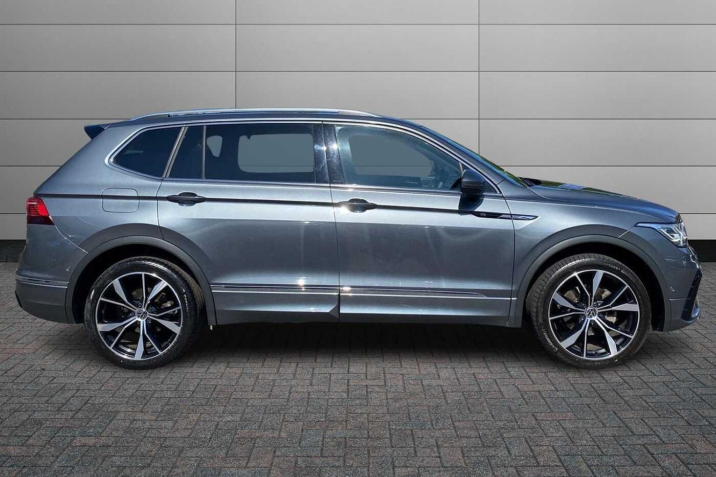 Volkswagen Tiguan Allspace 1.5 TSI R-Line SUV 5dr Petrol DSG Euro 6 (s/s) (150 ps)